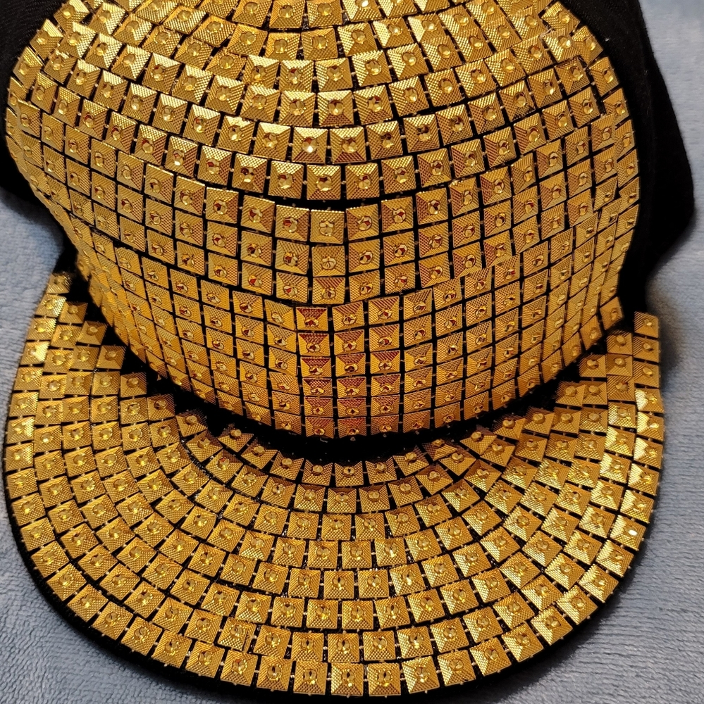NWOT Gold sequin studded bling on black snapback flat brim cap hat